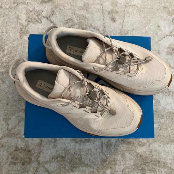 HOKA women’s transport sneakers size 5.5 - Picture 7 of 7